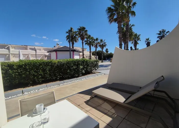Apartamento B120, Le Jardin D'eden, Village Naturiste, 